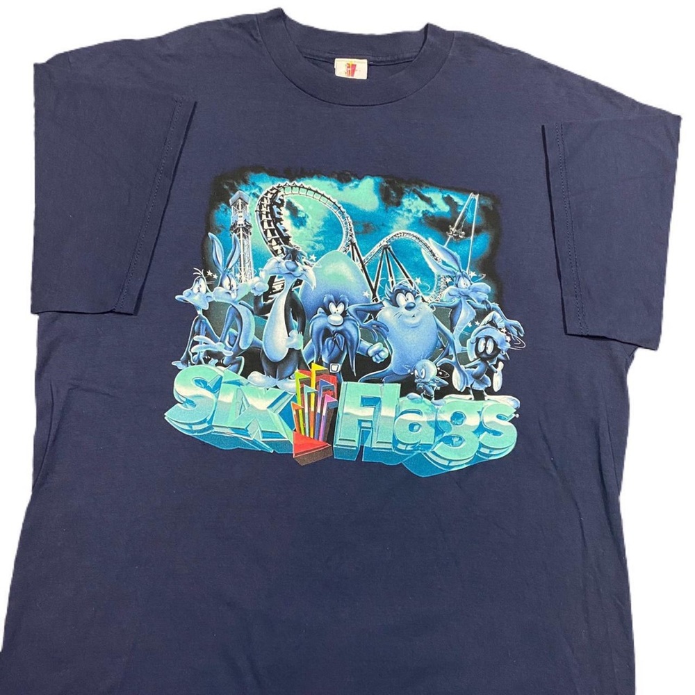 Vintage Six Flags Looney Tunes Deadstock Graphic T-shirt size XL